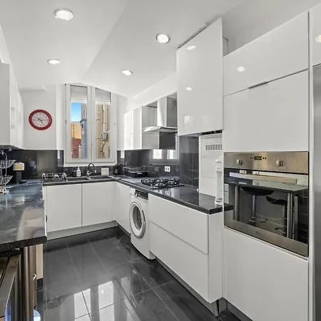 Apartman Ref 2048 - Superb Duplex In The Heart Of La Banane - For Rent *